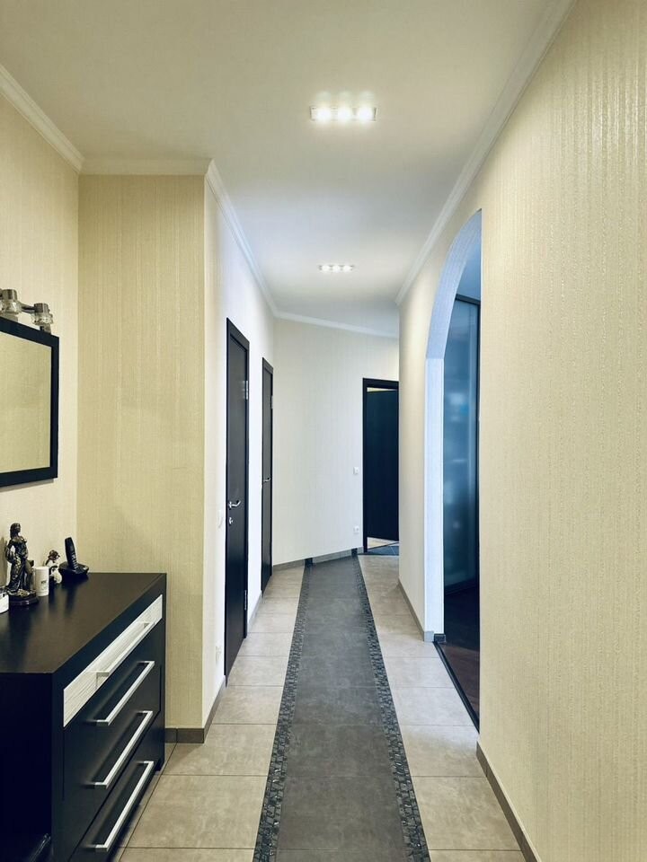 3-комн., 105.3 м², 9/22 этаж, мкр-н Юбилейный, б-р Клары Лучко, 14к3 — фото 3