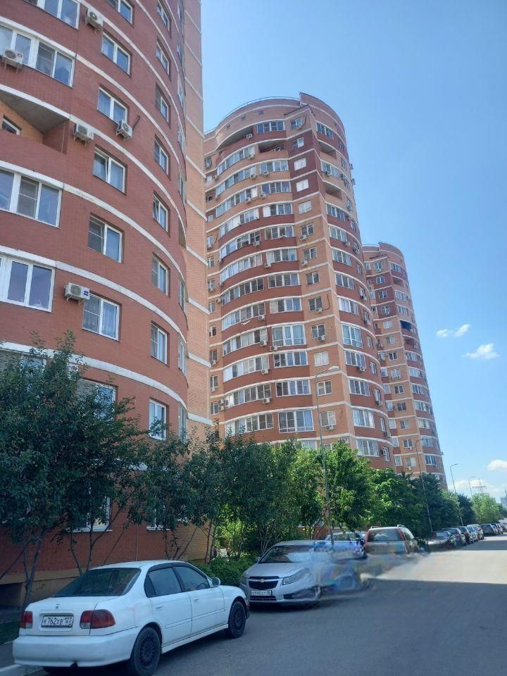 1-комн., 40.2 м², 16/16 этаж, Домбайская ул., 6 — фото 3