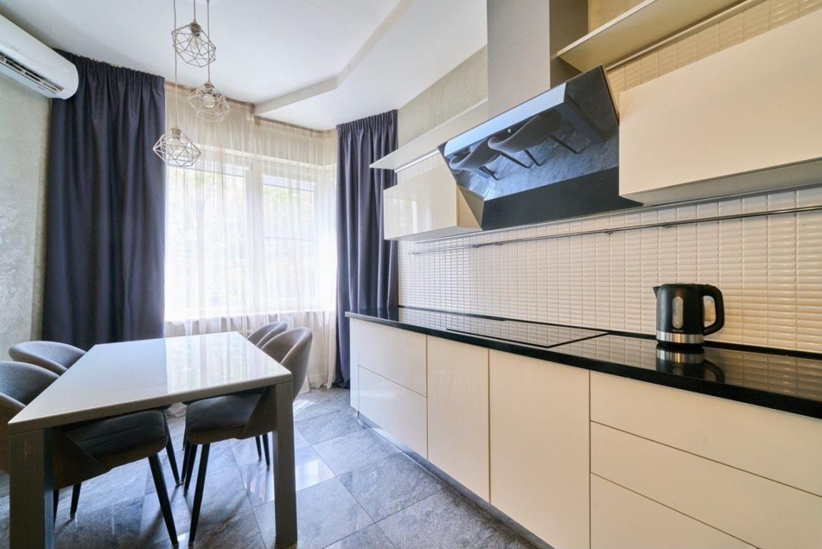 2-комн., 65 м², 3/10 этаж, Центральный внутригородской округ, мкр-н Центральный, ул. Кубанская Набережная, 4 — фото 5