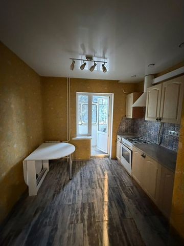Продается 3-комн. квартира, 58 м²