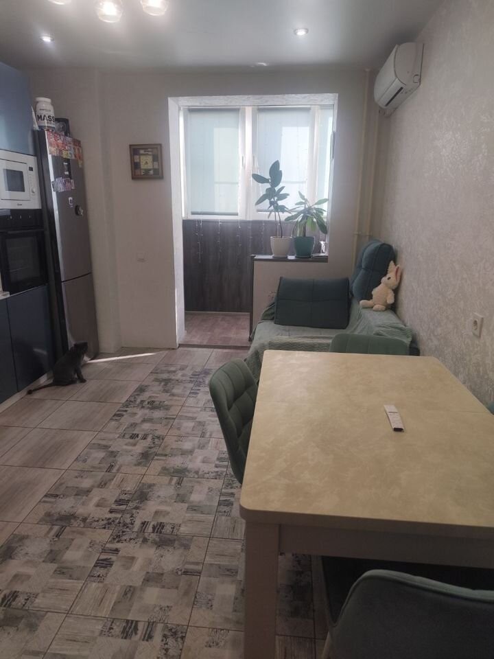 3-комн., 85 м², 9/23 этаж, мкр-н Почтовый, пр-т имени писателя Знаменского, 20 — фото 2