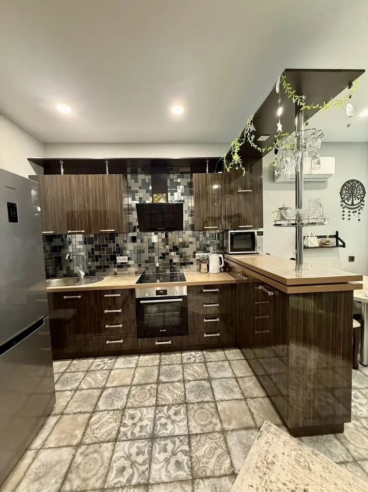 2-комн., 67 м², 19/20 этаж, мкр-н Дубинка, ул. имени Чехова, 6 — фото 4