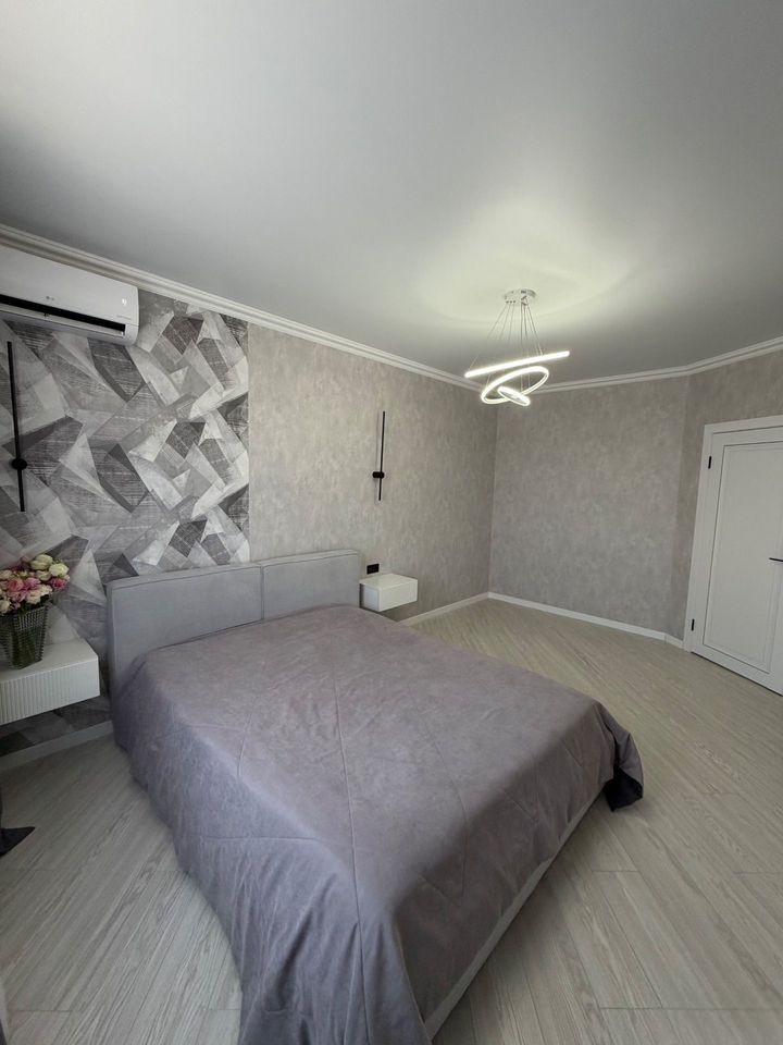 1-комн., 40 м², 18/20 этаж, ул. им. Героя Яцкова И.В., 19к2 — фото 2