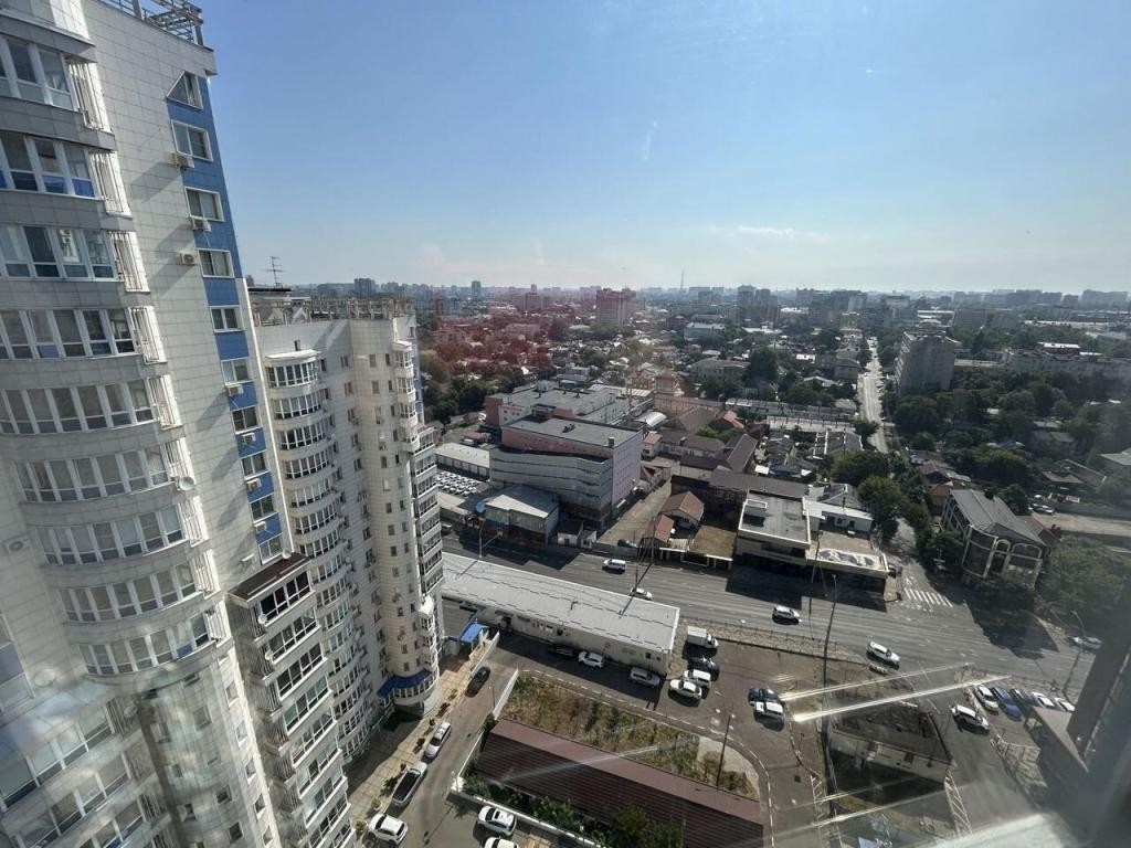 2-комн., 97.8 м², 19/22 этаж, мкр-н Центральный, ул. Кубанская Набережная, 37/11 — фото 4