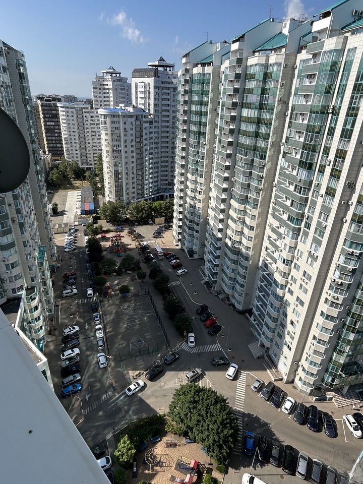 2-комн., 97.8 м², 19/22 этаж, мкр-н Центральный, ул. Кубанская Набережная, 37/11 — фото 5
