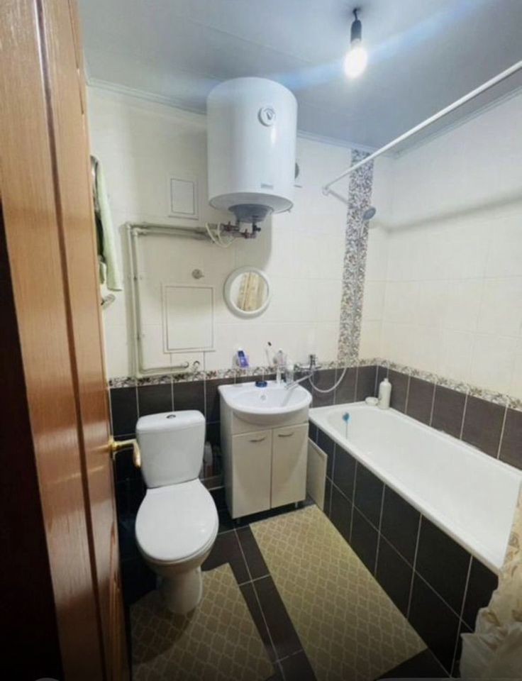1-комн., 36 м², 4/5 этаж, Музыкальный мкр-н, Ангарский пр., 15 — фото 4
