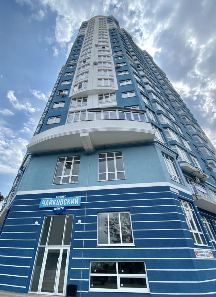 1-комн., 40.2 м², 7/21 этаж, Новороссийск, ул. Чайковского, 10А — фото 2