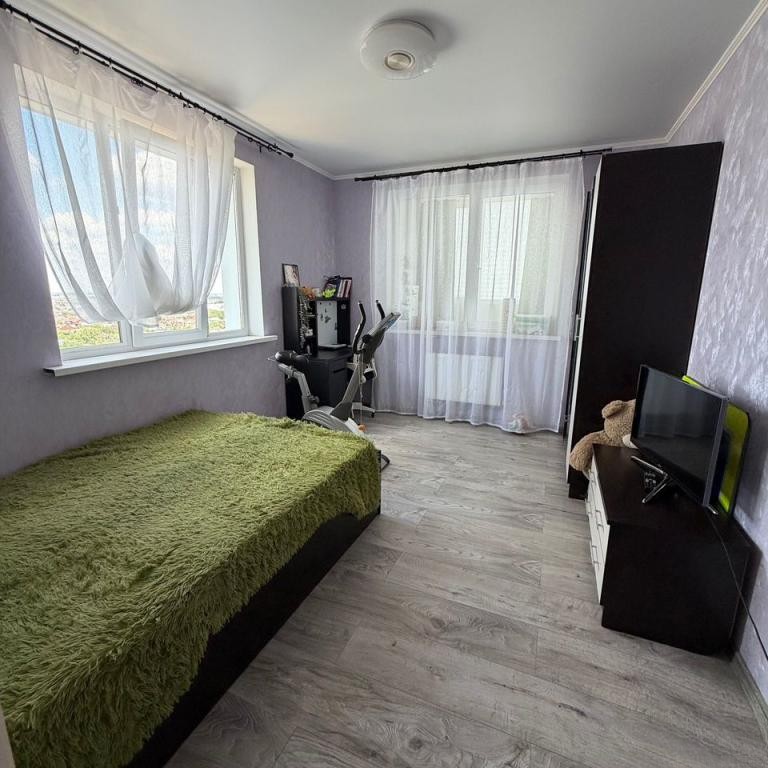 2-комн., 80 м², 17/19 этаж, Прикубанский внутригородской округ, мкр-н Горхутор, Агрономическая ул., 2/5к2 — фото 3