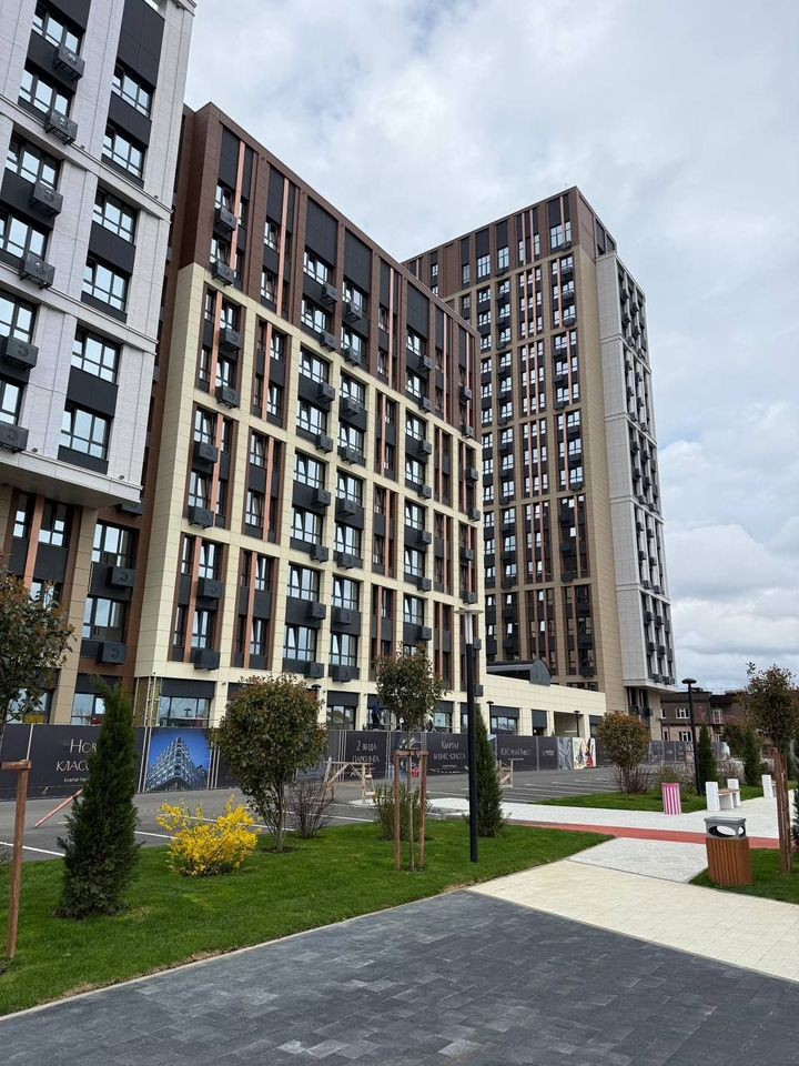 Продается 2-комн. квартира, 64.9 м²