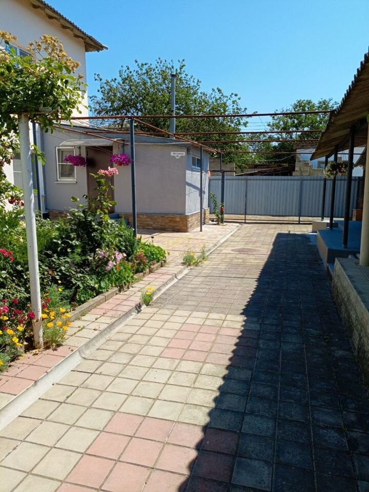 3-комн., 80 м², 2/2 этаж, Анапский р-н, село Юровка, ул Молодежная, д 13