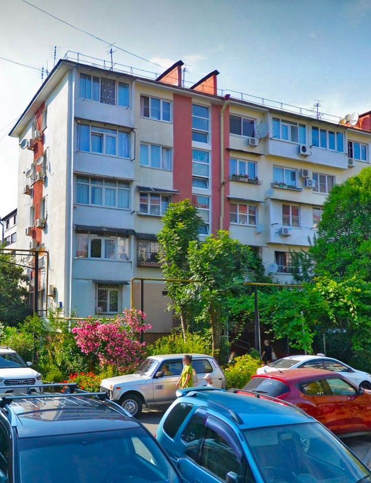 4+ комнаты, 70.7 м², 1/5 этаж, Сочи, ул. Молокова, 30 — фото 2