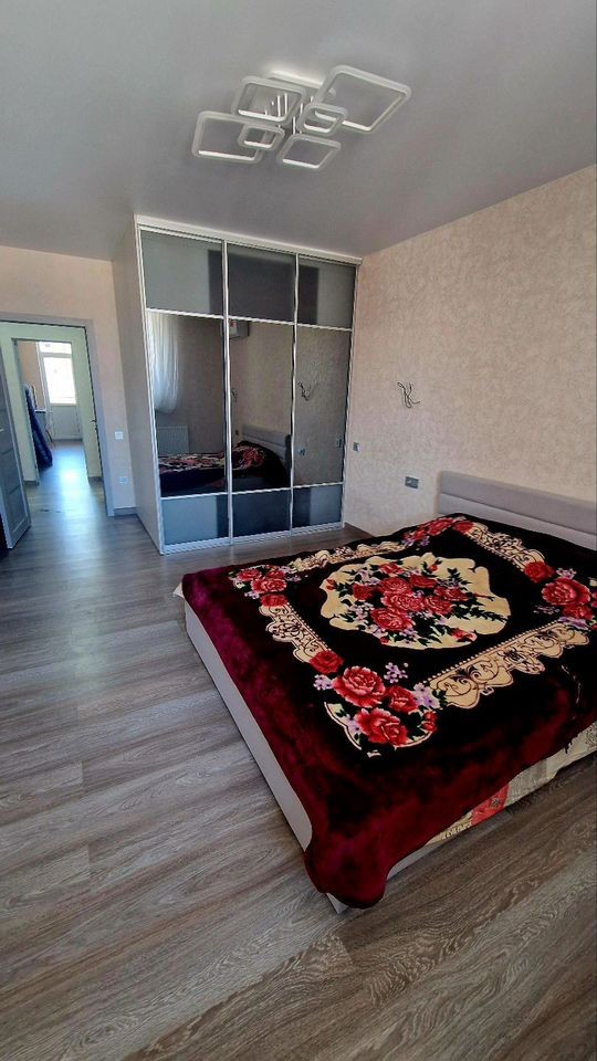 2-комн., 56 м², 3/3 этаж, Прикубанский внутригородской округ, мкр-н имени Петра Метальникова, ул. Цезаря Куникова, 18к10 — фото 2