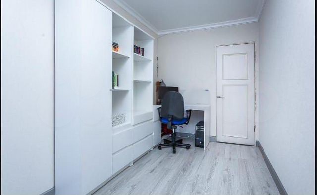 3-комн., 56 м², 3/5 этаж, мкр-н имени Н.И. Вавилова, ул. Вавилова, 15 — фото 5