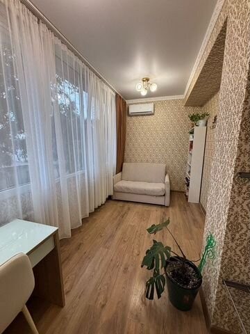 2-комн., 40 м², 2/5 этаж, Сочи, жилой район Адлер, Демократическая ул., 45р-н Адлерский — фото 2