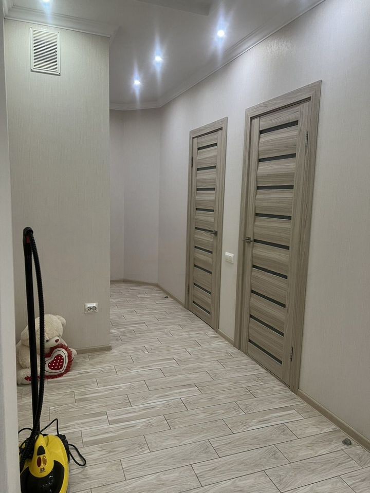 3-комн., 89.9 м², 5/10 этаж, федеральная территория Сириус, пгт. Сириус, ул. Тюльпанов, 41к3 — фото 4