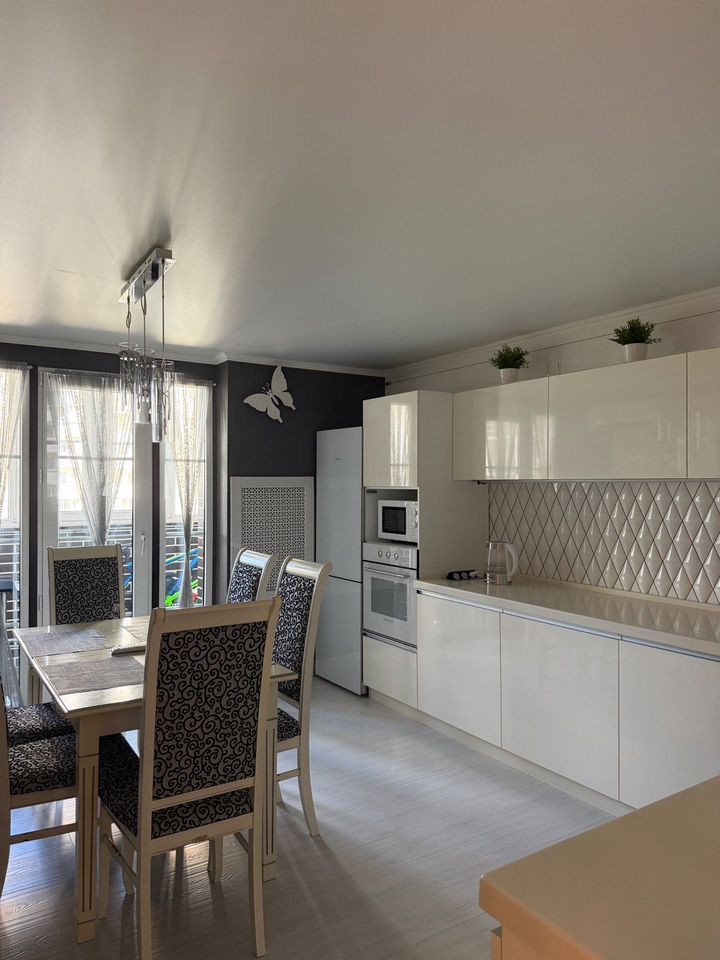 3-комн., 65.5 м², 7/16 этаж, ул. Героя А.А. Аверкиева, 20