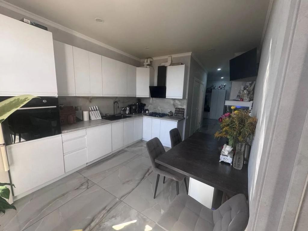 4+ комнаты, 115 м², 4/4 этаж, Сочи, Высокогорная ул., 49Б