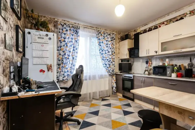 2-комн., 59.3 м², 11/16 этаж, ул. Димитрова, 3/2 — фото 2