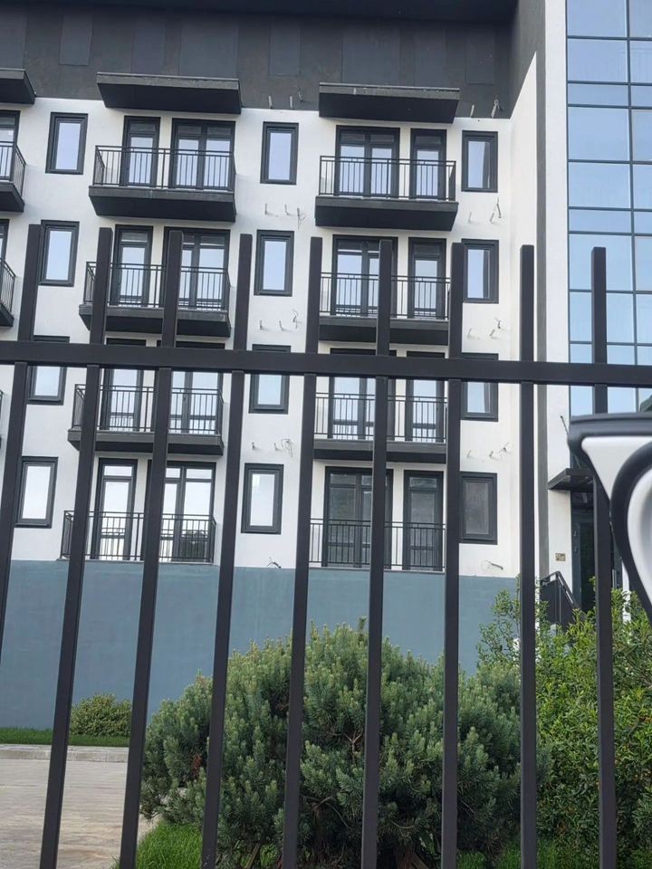 1-комн., 32.8 м², 1/4 этаж, г Сочи, Адлерский р-н, пгт Красная Поляна, Аибгинский пер, д 11