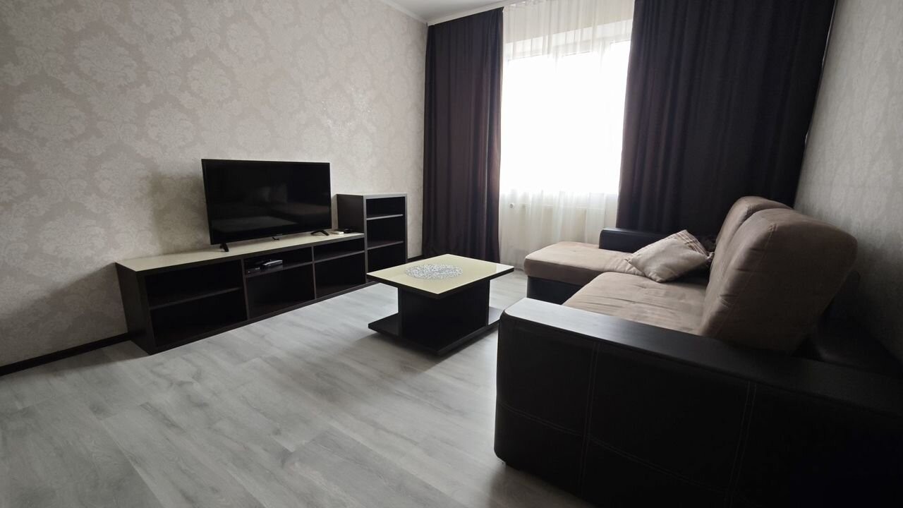 2-комн., 61.5 м², 13/16 этаж, Восточно-Кругликовская ул., 22/3