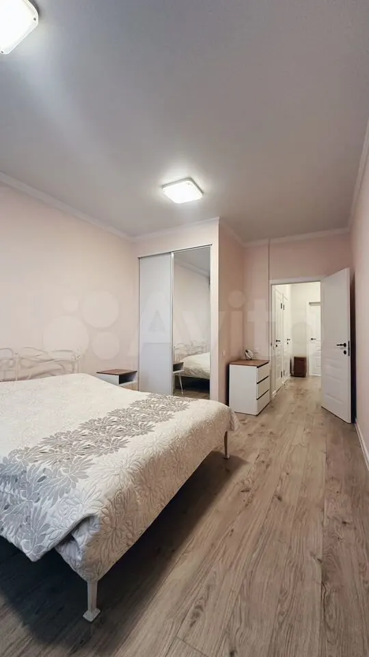 2-комн., 80 м², 18/18 этаж, мкр-н Табачная Фабрика, Табачная ул., 1/1к2 — фото 5