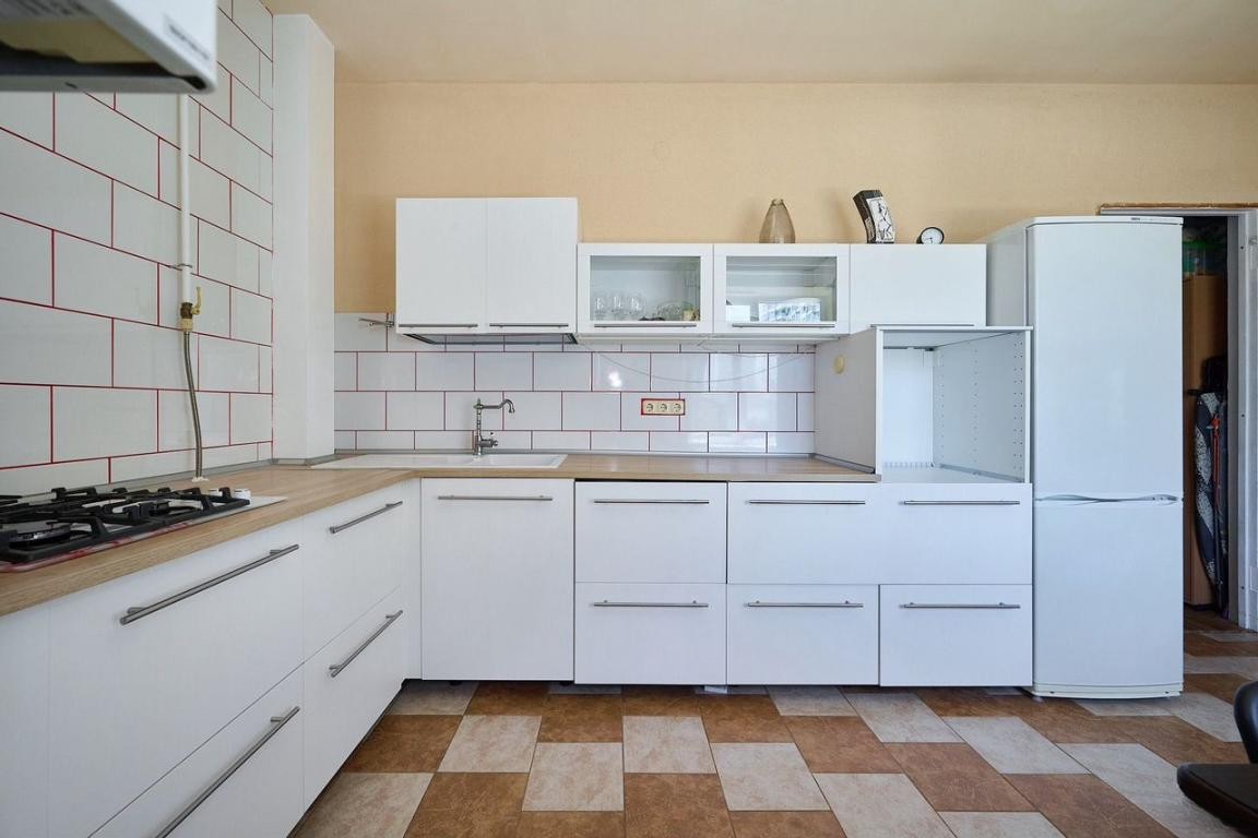 2-комн., 74.3 м², 1/7 этаж, г Краснодар, ул Черкасская, д 101
