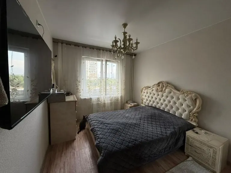 Продается 1-комн. квартира, 35 м²