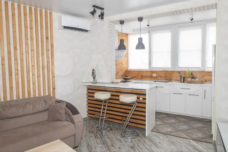 1-комн., 35 м², 2/10 этаж, ул. Героев-Разведчиков, 48 — фото 2