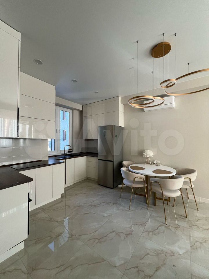 2-комн., 54 м², 3/4 этаж, г.о. Сочи, пгт. Красная Поляна, ул. Турчинского, 21