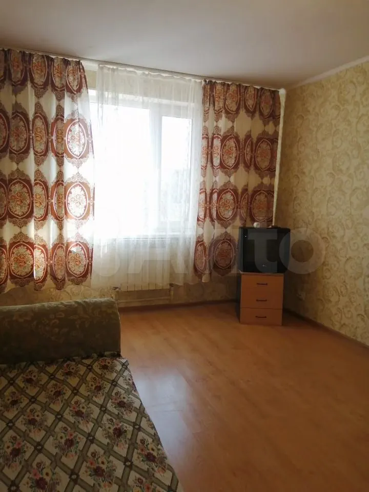 1-комн., 30 м², 4/4 этаж, Центральный внутригородской округ, мкр-н Дубинка, Озёрная ул., 43 — фото 5