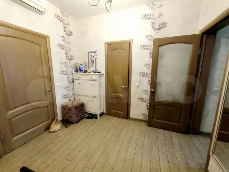1-комн., 54 м², 15/16 этаж, Центральный внутригородской округ, мкр-н Центральный, Промышленная ул., 19/2 — фото 4