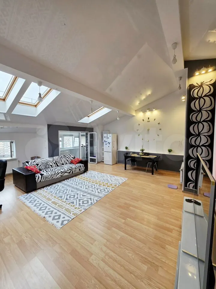 Продается 2-комн. квартира, 61.5 м²