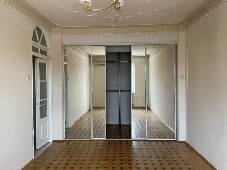 3-комн., 75.1 м², 3/5 этаж, ул. Орджоникидзе, 56 — фото 2