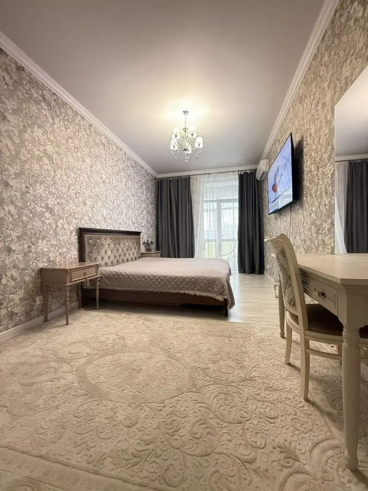 2-комн., 77.6 м², 4/15 этаж, Центральный внутригородской округ, мкр-н Центральный, ул. имени Пушкина, 12 — фото 3