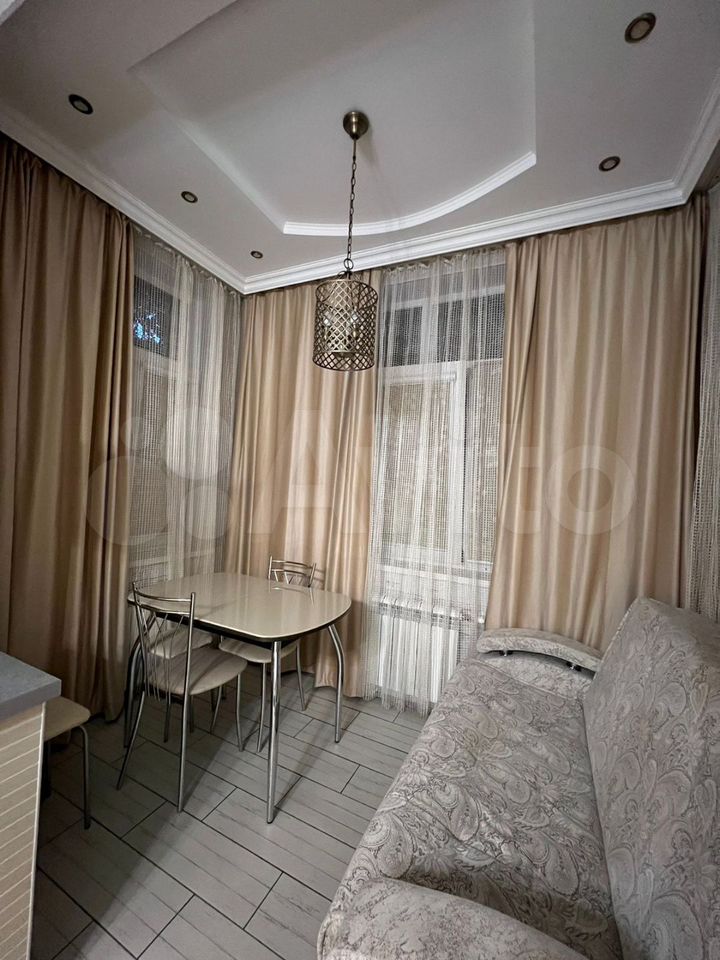 2-комн., 51 м², 1/4 этаж, Сочи, мкр-н Центральный, Кубанская ул., 1 — фото 2