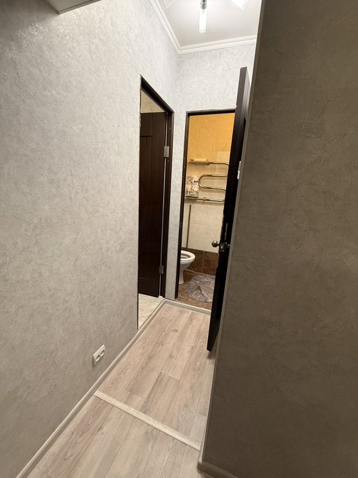 3-комн., 70 м², 1/9 этаж, Сочи, ул. Ленина, 10 — фото 4