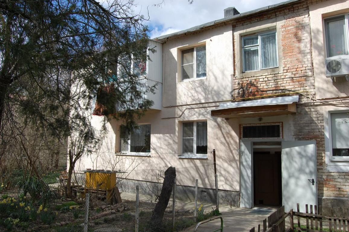 3-комн., 42 м², 2/2 этаж, г.о. Новороссийск, станица Раевская, ул. Ленина, 25