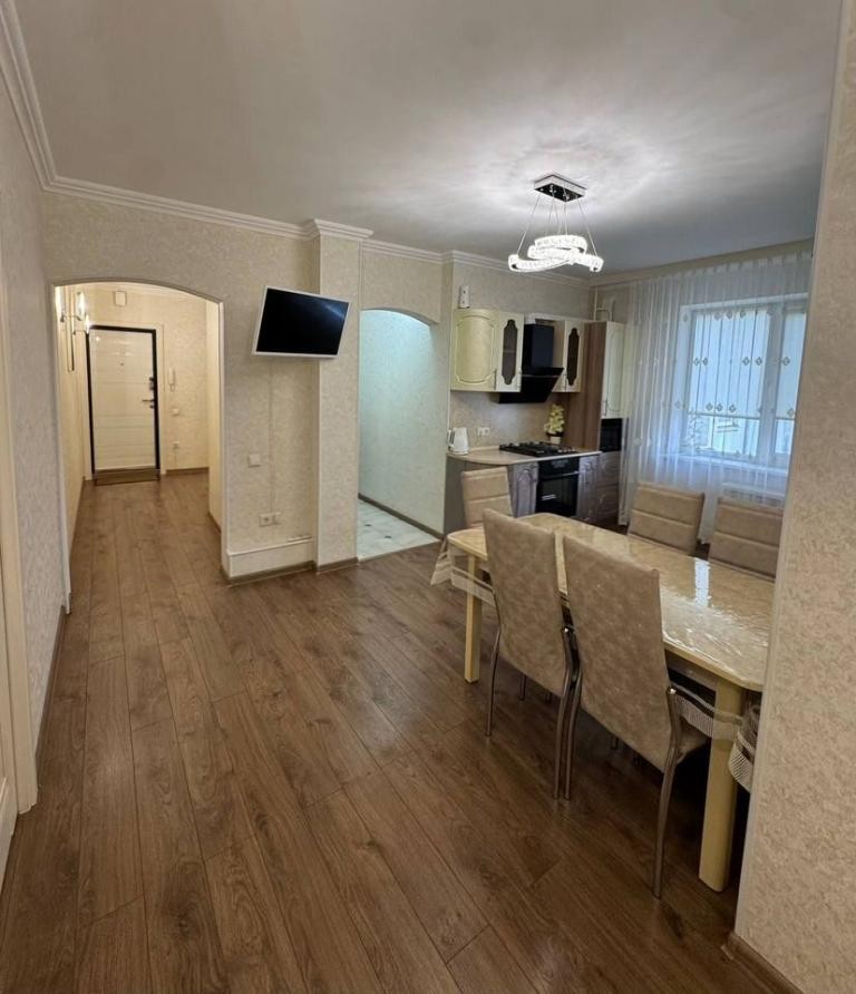 3-комн., 80 м², 4/10 этаж, Новороссийск — фото 2