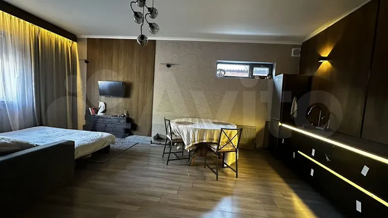 1-комн., 40 м², 1/4 этаж, мкр-н Дубинка, ул. Фурманова, 76 — фото 3