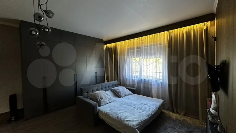 1-комн., 40 м², 1/4 этаж, мкр-н Дубинка, ул. Фурманова, 76 — фото 5