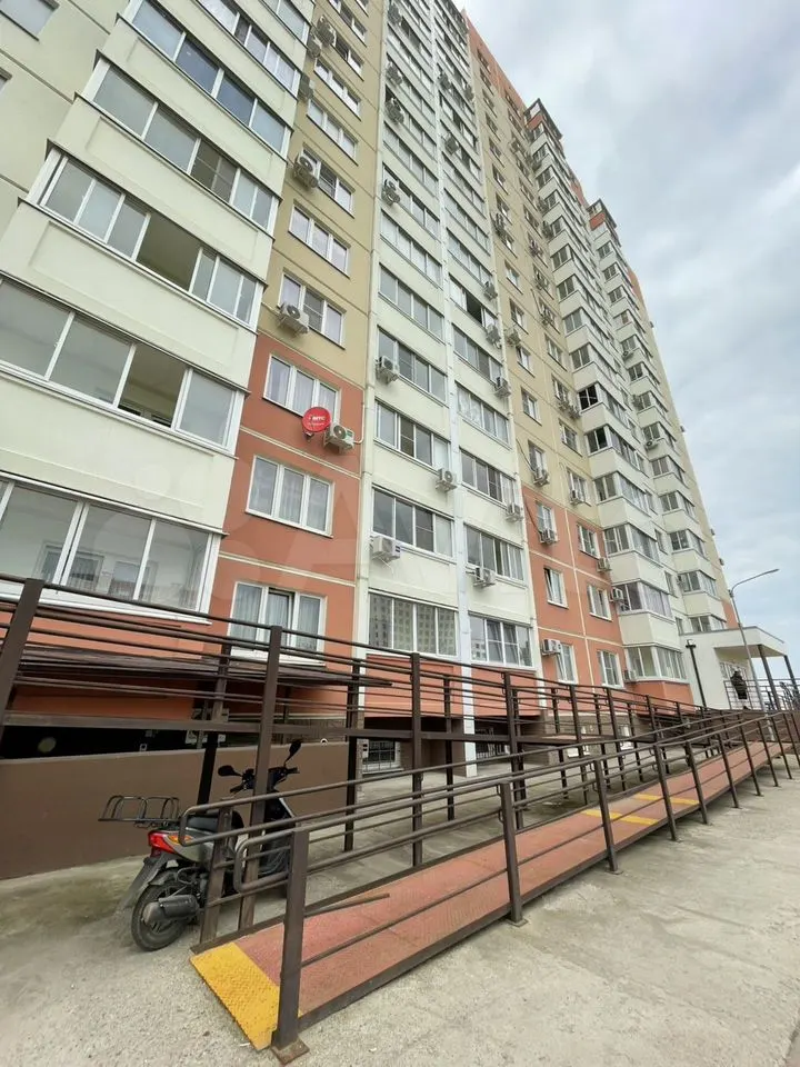 1-комн., 38 м², 5/17 этаж, ЖК «Молодежный» — фото 2