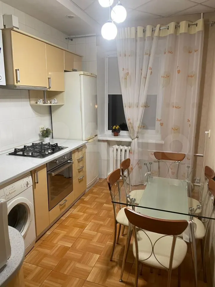 3-комн., 76.6 м², 3/3 этаж, ул. имени Калинина, 1к10 — фото 4