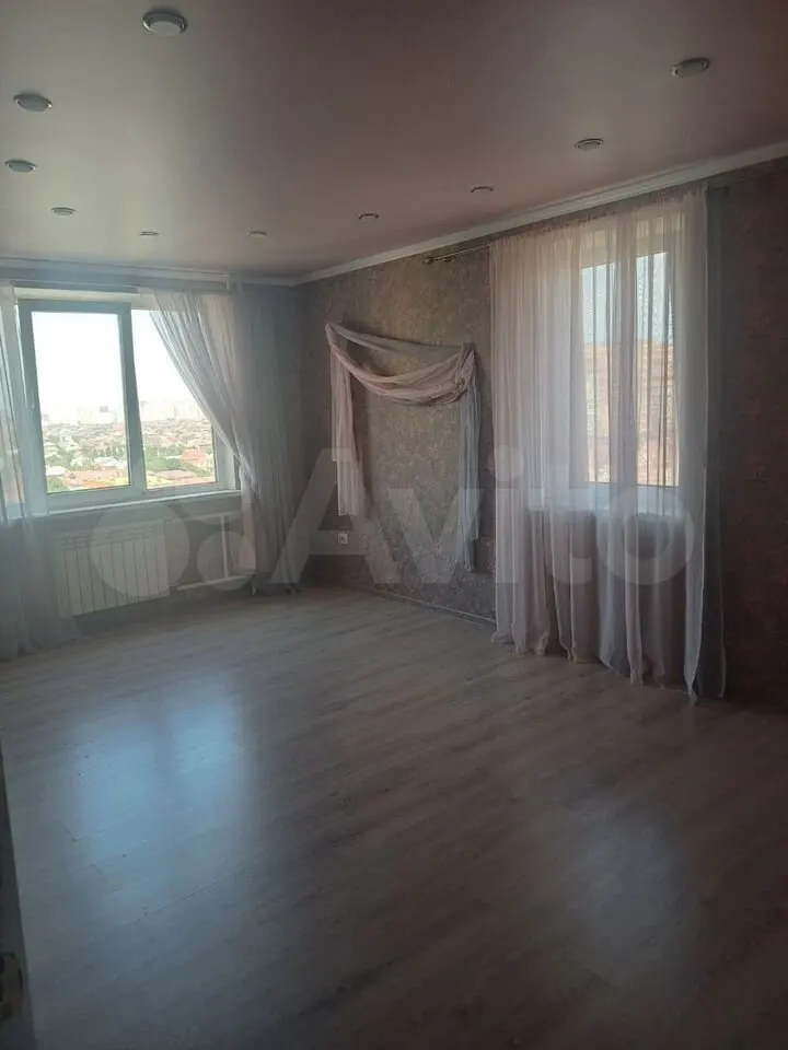 2-комн., 59.9 м², 15/16 этаж, Восточно-Кругликовская ул., 65 — фото 2
