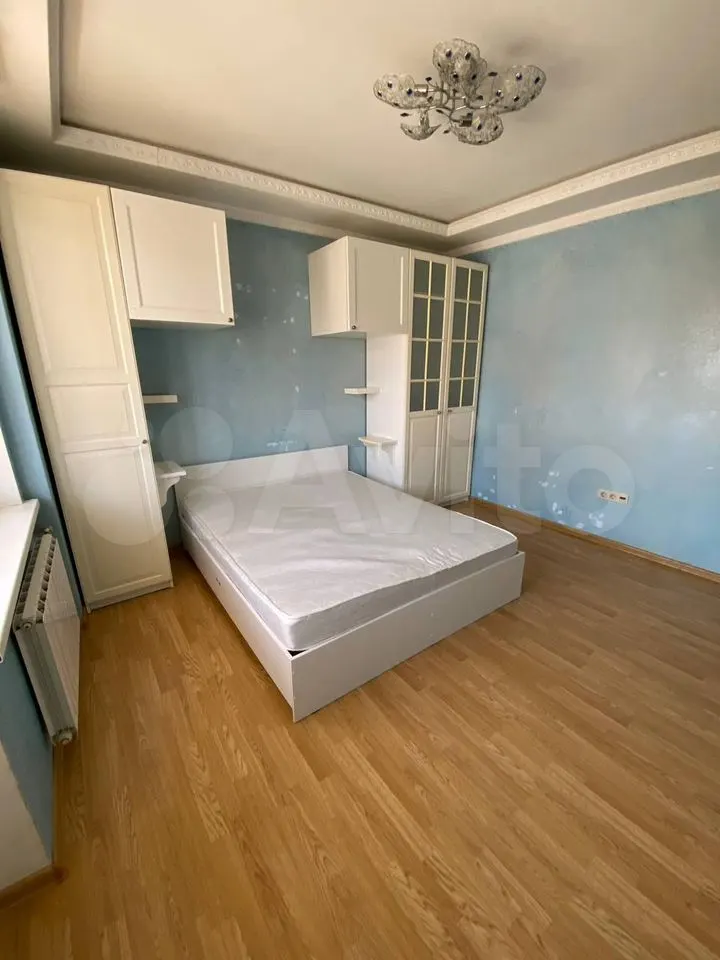 2-комн., 67.7 м², 2/4 этаж, Музыкальный мкр-н, Ангарский пр., 4 — фото 2