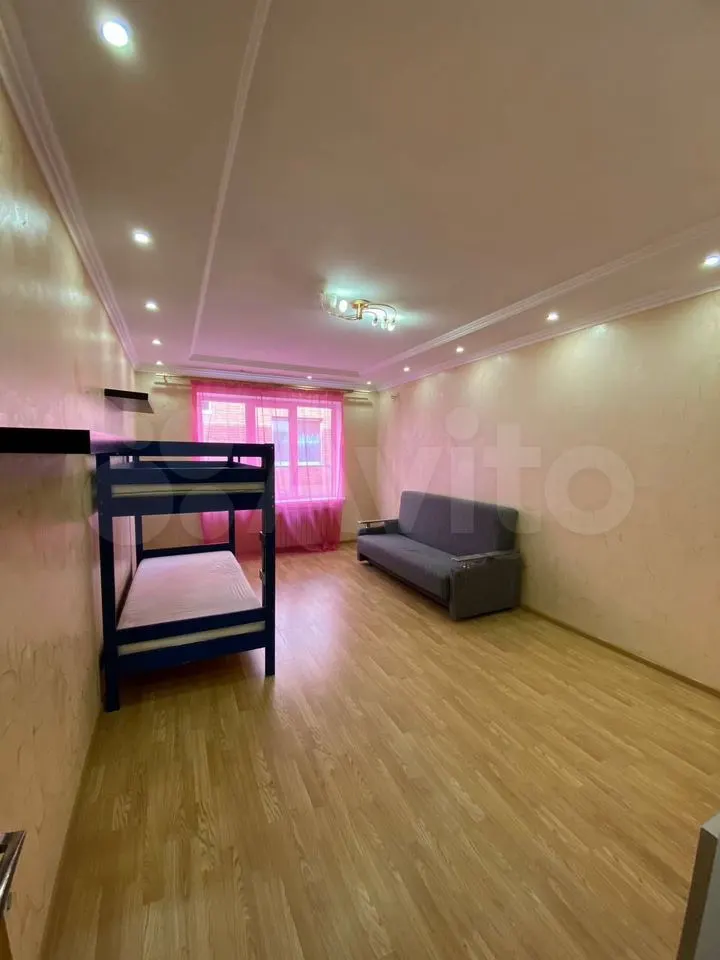 2-комн., 67.7 м², 2/4 этаж, Музыкальный мкр-н, Ангарский пр., 4 — фото 3