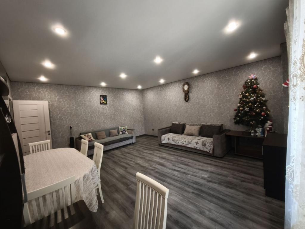 2-комн., 76.5 м², 1/17 этаж, ЖК «Кубанский» — фото 3