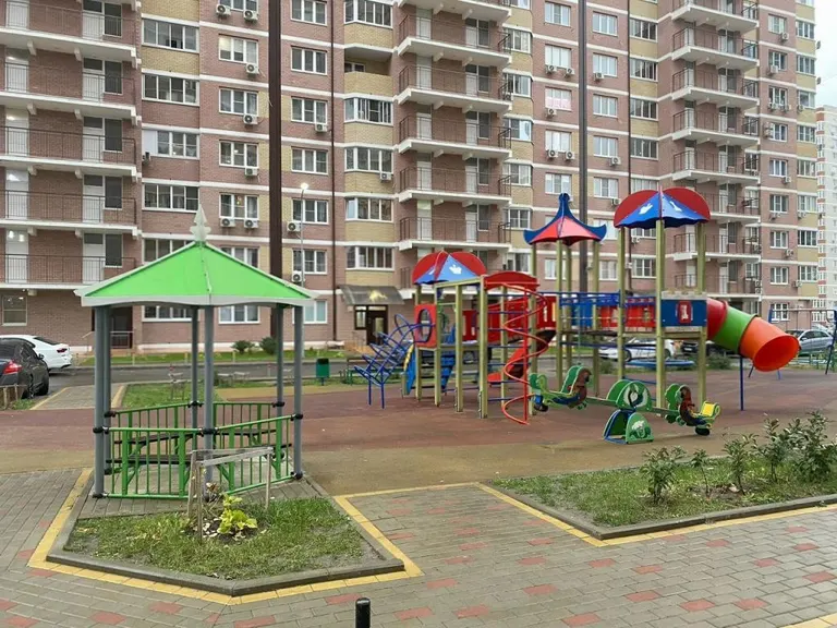 Продается 2-комн. квартира, 42.9 м²