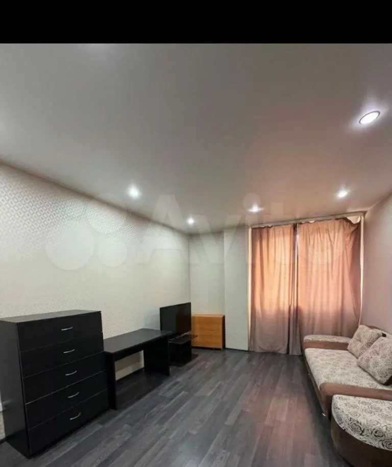 3-комн., 72 м², 2/18 этаж, ул. имени 40-летия Победы, 97/1 — фото 2