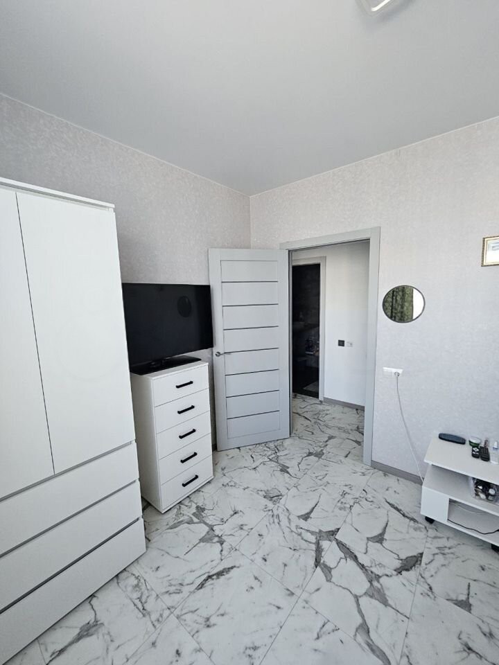 2-комн., 64 м², 13/16 этаж, ул. Кирилла Россинского, 3/1 — фото 2