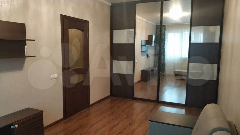 1-комн., 35.6 м², 5/6 этаж, ЖК «Кубанский» — фото 4